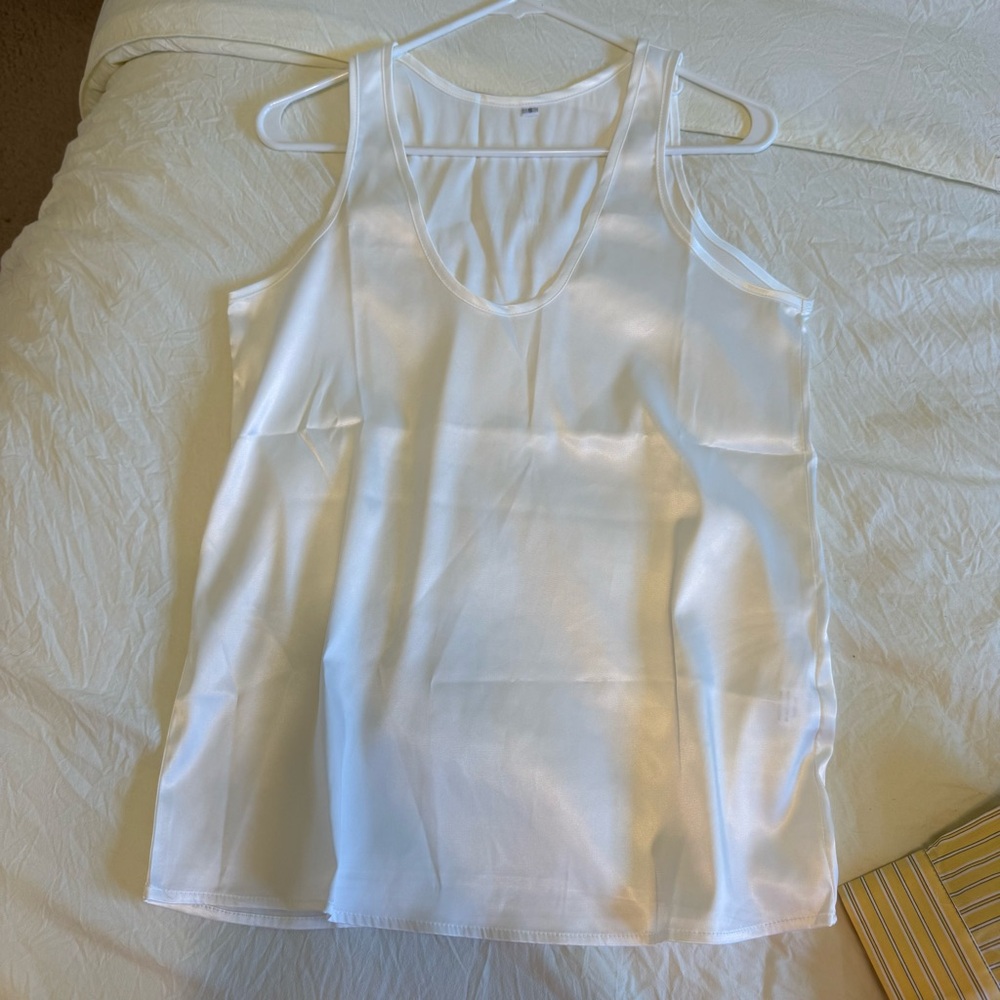 Satin tank